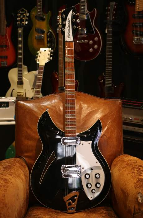 Rickenbacker 381v69 Jetglo de 1996