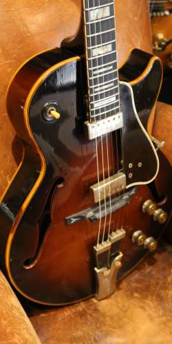 Ibanez GB10 George Benson Signature Brown Sunburst de 1981