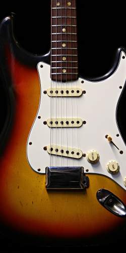Fender Stratocaster Sunburst de 1965