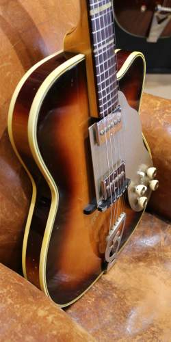 Roger "Electric Guitar" Sunburst de la fin des années 50