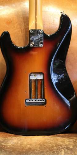 Fender Stratocaster Sunburst de 1997