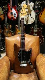 Fender Mustang Mocha Brown (Walnut) de 1977