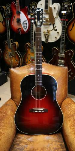 Gibson J-45 Slash Signature Vermillion Burst de 2020