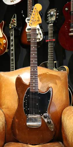Fender Mustang Mocha / Walnut de 1976