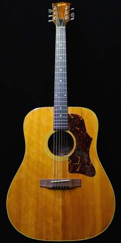 Gibson J-50 Deluxe de 1973